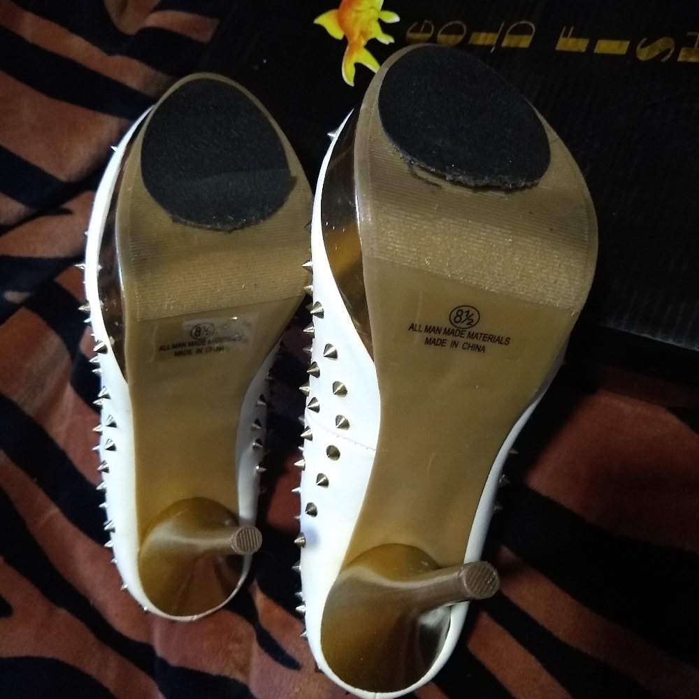 π Spikey Platform Stilletos π - Picture 8 of 8
